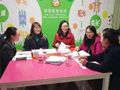 社區(qū)家庭教育項(xiàng)目執(zhí)行觀察 服務(wù)下沉見成效，賦能家庭共成長